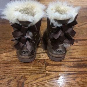 UGG TODDLER